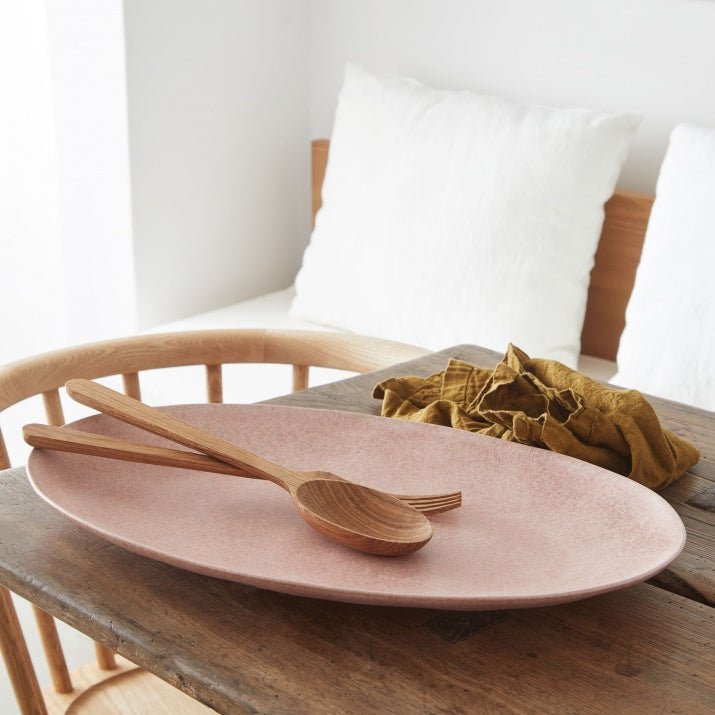 Plat ovale en grés fin Livia - COSTA NOVA - La Maison MilanaiseGOA451LIVIANNoir MatGrand L44.7cm x l30.6cm H4.5cm
