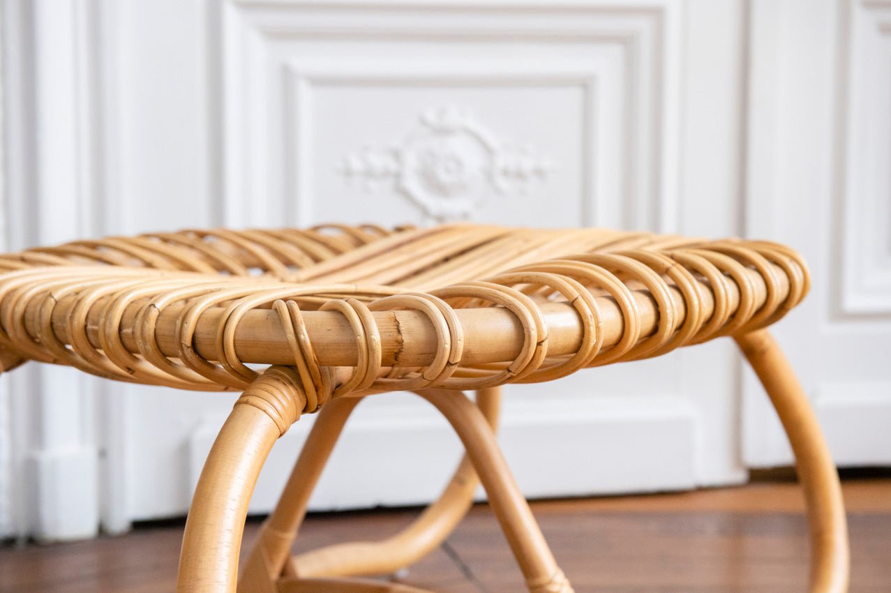 Pouf BOUCLE en rotin naturel – L’authenticité au creux du confort - KOK MAISON - La Maison Milanaise623 - 1Grand H36xL77xP45cm
