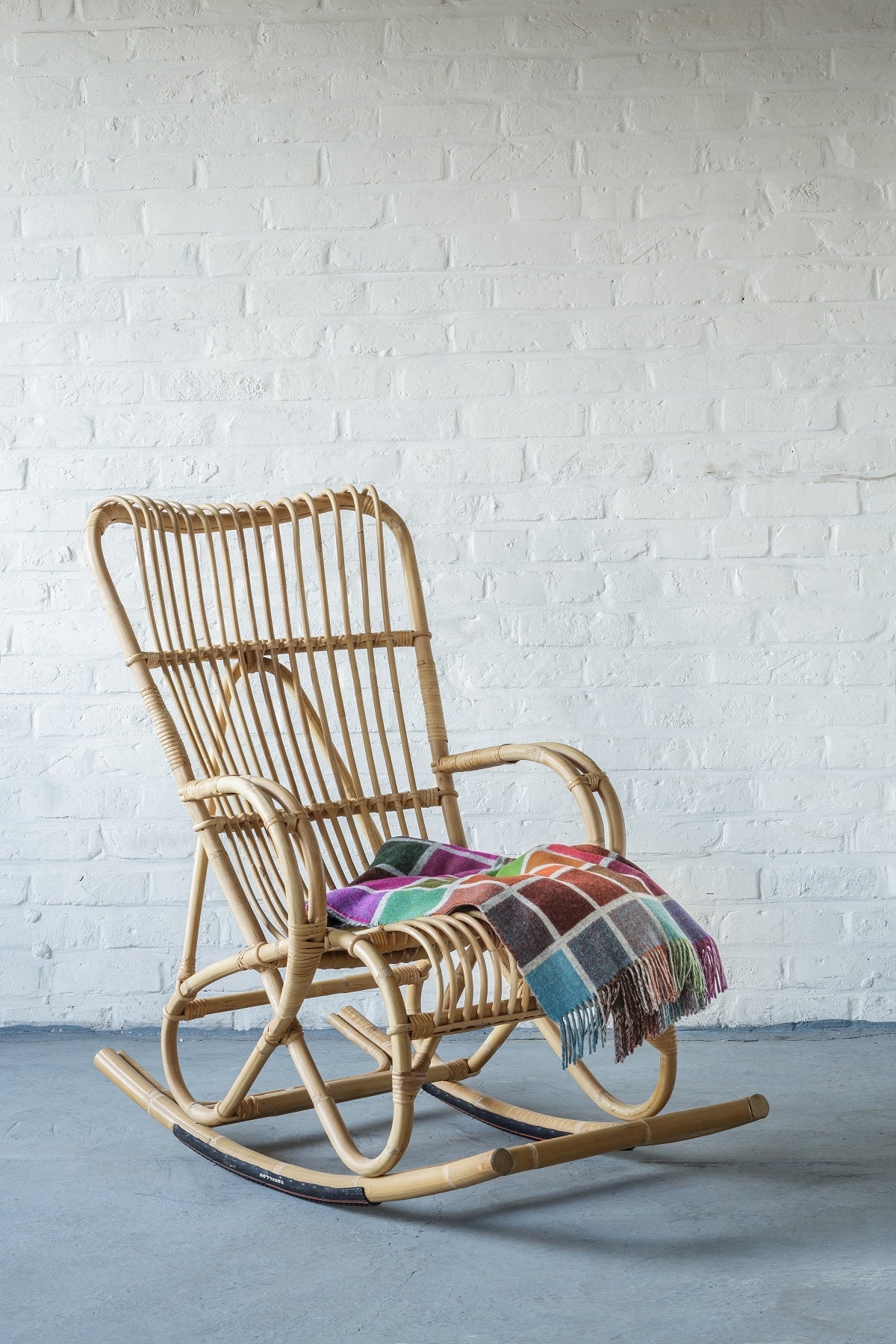 Rocking - chair en rotin naturel MARLENE – KOK MAISON - La Maison Milanaise629 - 4