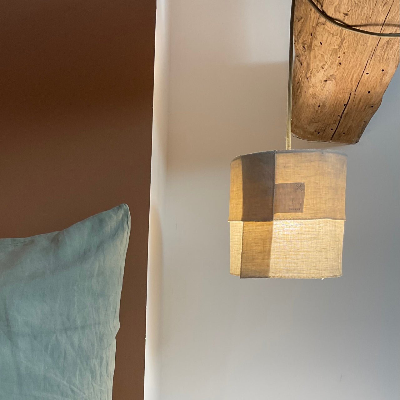 Suspension Ø18cm APLASME – Lin naturel et chanvre upcyclé - STUDIO ECHO - La Maison MilanaiseSUSPAPLASME - 44Sans câble