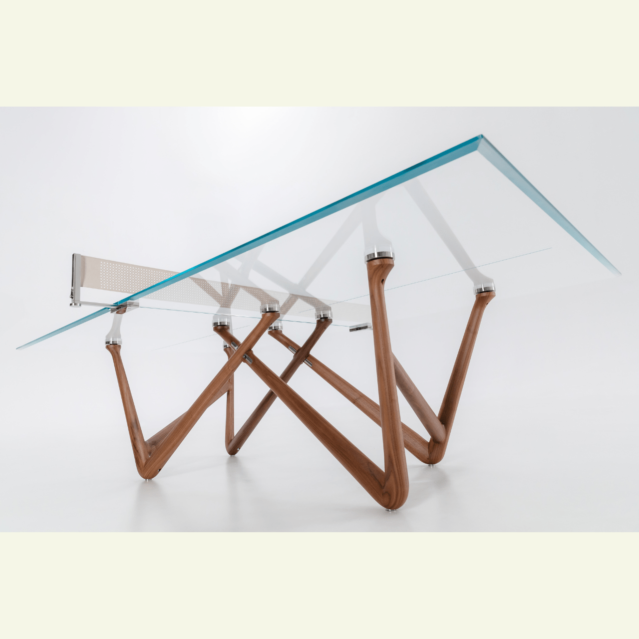 Table design en verre et noyer Effetto 71 - TECKELL - La Maison MilanaisePIN.01.A00