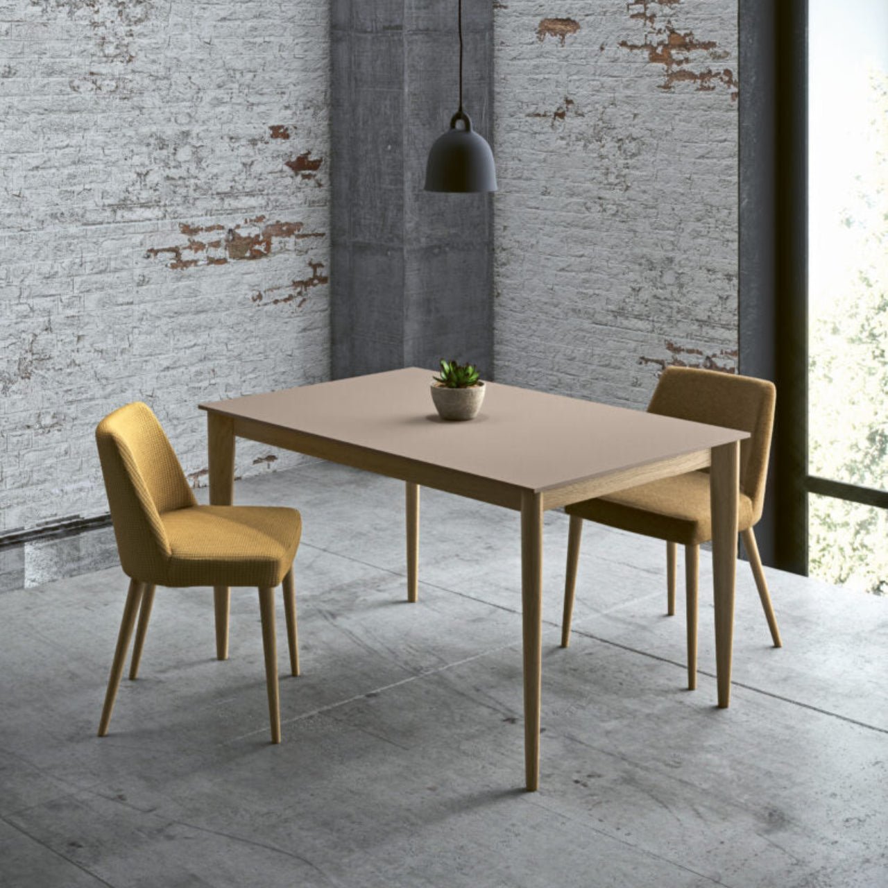 Table OPERA – Élégance sculptée & finitions haut de gamme sur mesure - IMPÉRIAL LINE - La Maison MilanaiseOPERA - 13Plateau Rectangulaire Fenix Beige Arizona & Piètement Naturel140x90cmFixe
