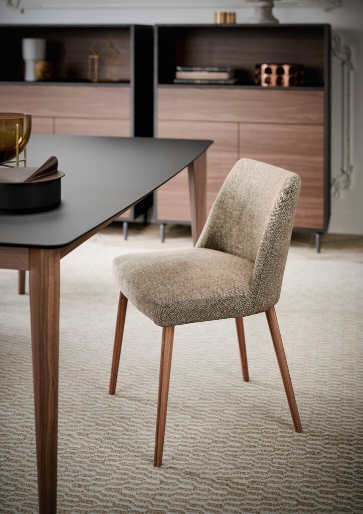 Table OPERA – Élégance sculptée & finitions haut de gamme sur mesure - IMPÉRIAL LINE - La Maison MilanaiseOPERA - 13Plateau Rectangulaire Fenix Beige Arizona & Piètement Naturel140x90cmFixe