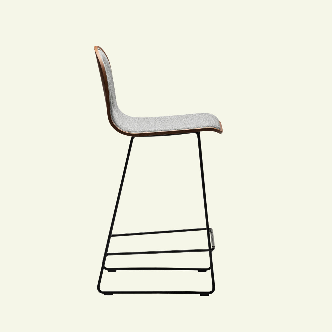 Tabourets en bois et métal Gotham Woody - CHAIRS AND MORE - La Maison MilanaiseGOTHAMWOODYSLSG - 80Grand Tabouret L41.5cmxH110cmxP54cm hauteur d'assise 82cmNoyer