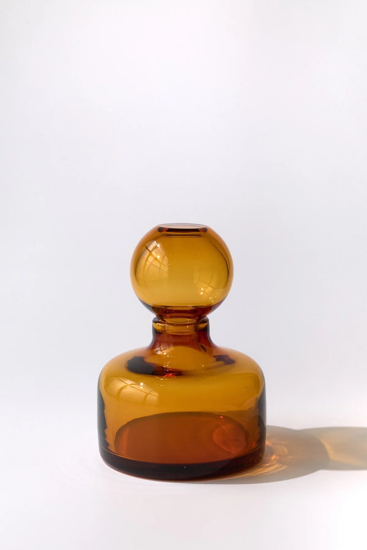 Vase Cefalù Design sculptural en cristal soufflé à la main - STUDIO BOJOLA - La Maison MilanaiseCEFALUAAmbre