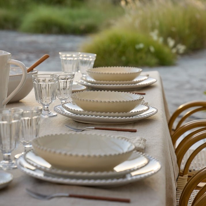 Assiettes creuses en grès bord perlé Pearl, lot de 6 - COSTA NOVA - La Maison MilanaisePEP231B6 Assiette à pâtes Ø23.6cm H5.6cmBlanc