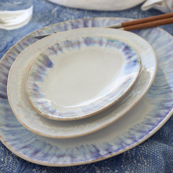 Assiettes plates ovales en grès fin Brisa, lot de 6 - COSTA NOVA - La Maison MilanaiseGOP261BLEU6 Assiettes Plates Ovales 26.6x22.5xH3cmBleu