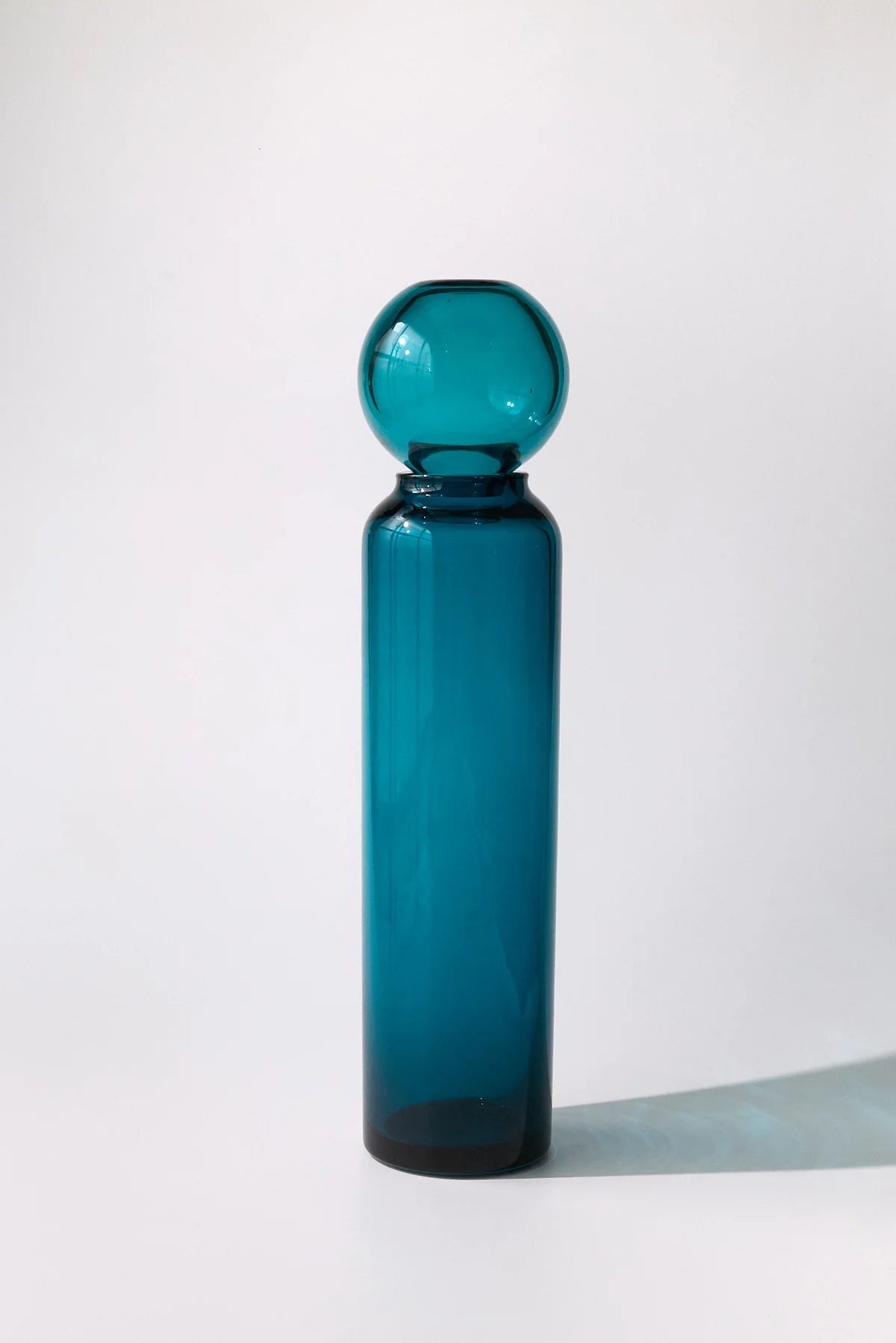 Carafe cylindrique en cristal soufflé à la main Amalfi - STUDIO BOJOLA - La Maison MilanaiseAMALFI - 3Bleu octanium