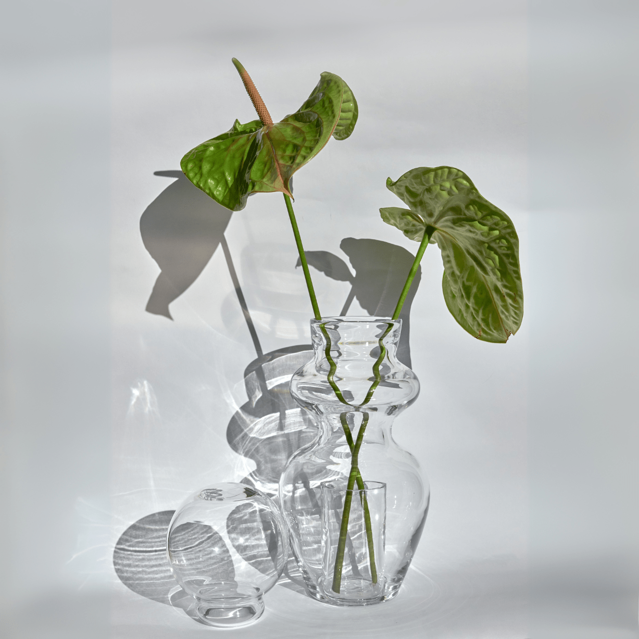 Carafe en cristal soufflé à la main - STUDIO BOJOLA - La Maison MilanaiseALICUDICARAFE