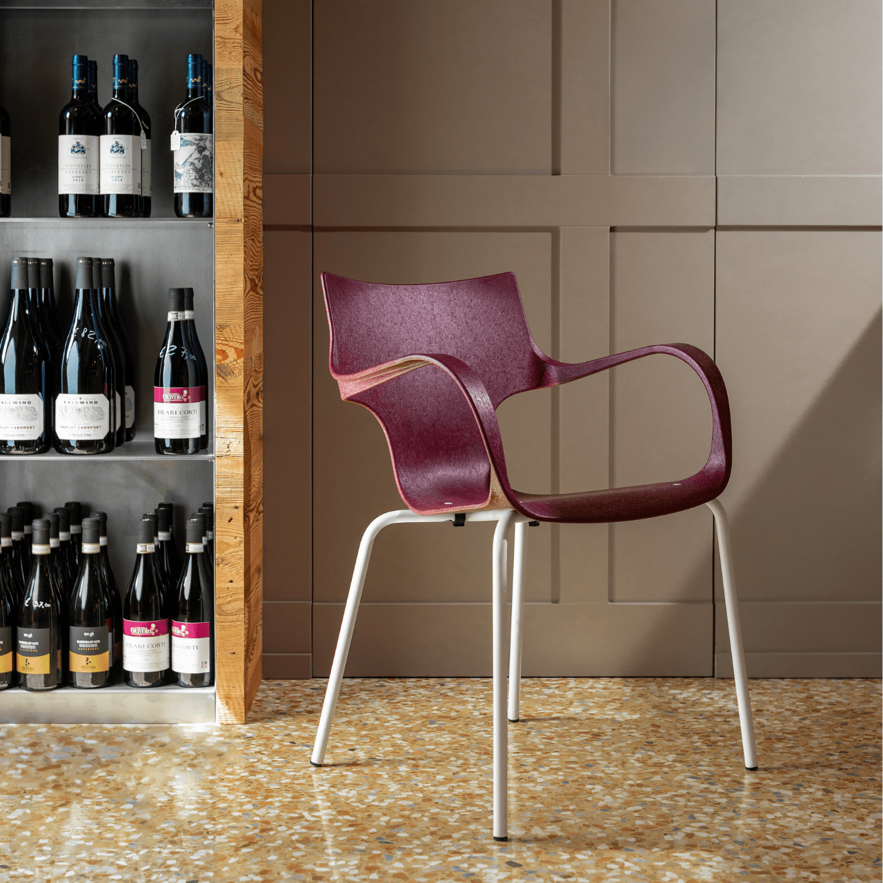 Chaise bordeaux en plastique recyclé et métal Erbi - STILFIBRA - La Maison MilanaiseSTILSS0101698/STILSB2402751Noir