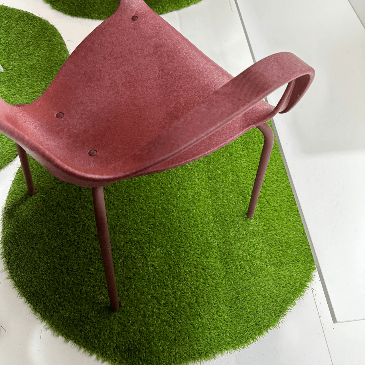 Chaise bordeaux en plastique recyclé et métal Erbi - STILFIBRA - La Maison MilanaiseSTILSS0101698/STILSB2402751Noir