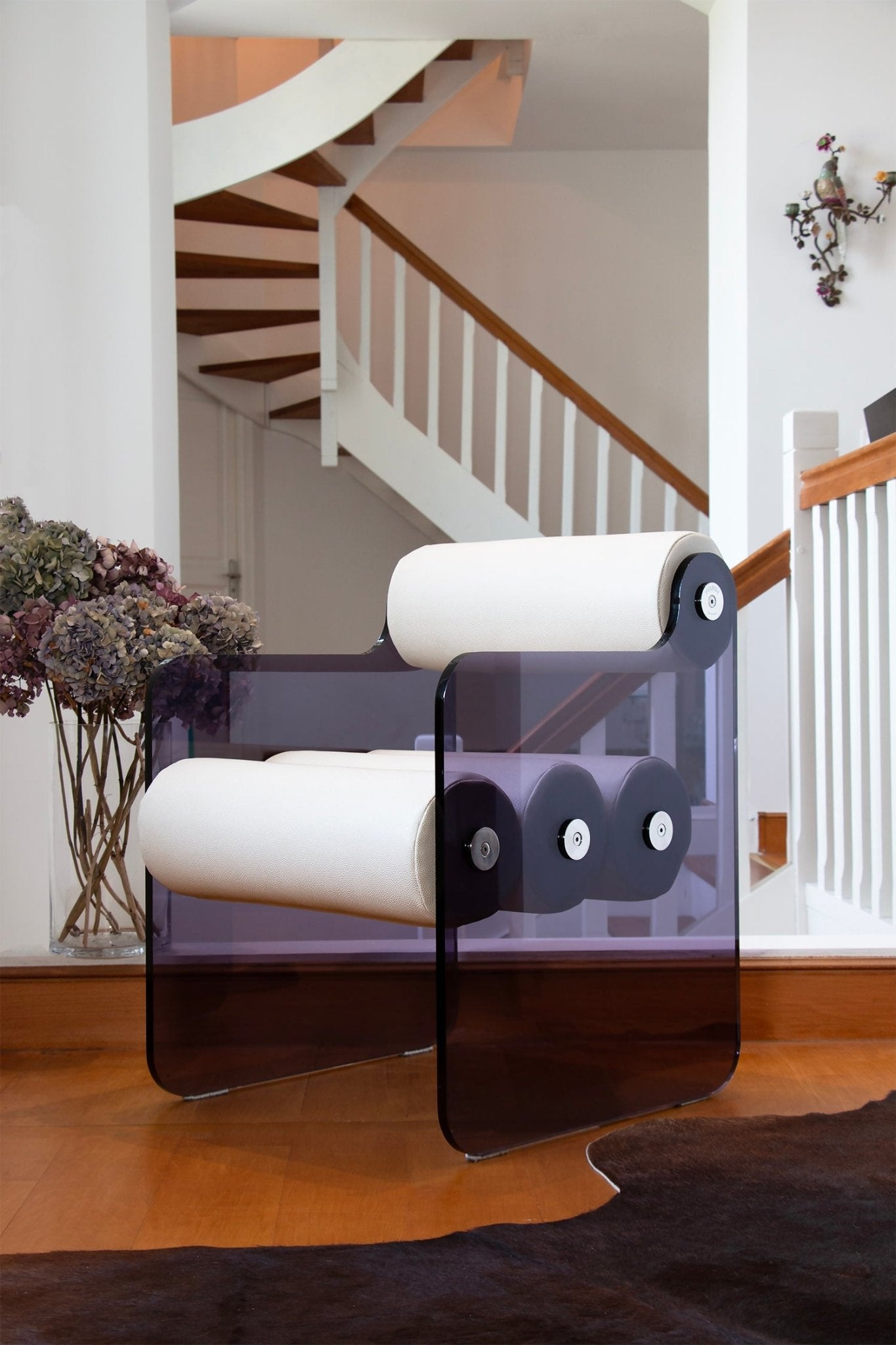 Chaise en altuglas et cuir végan MW04 - KUUMO DESIGN - La Maison MilanaiseMW04CHAISECUIR - 8Cuir blancBleu Violet