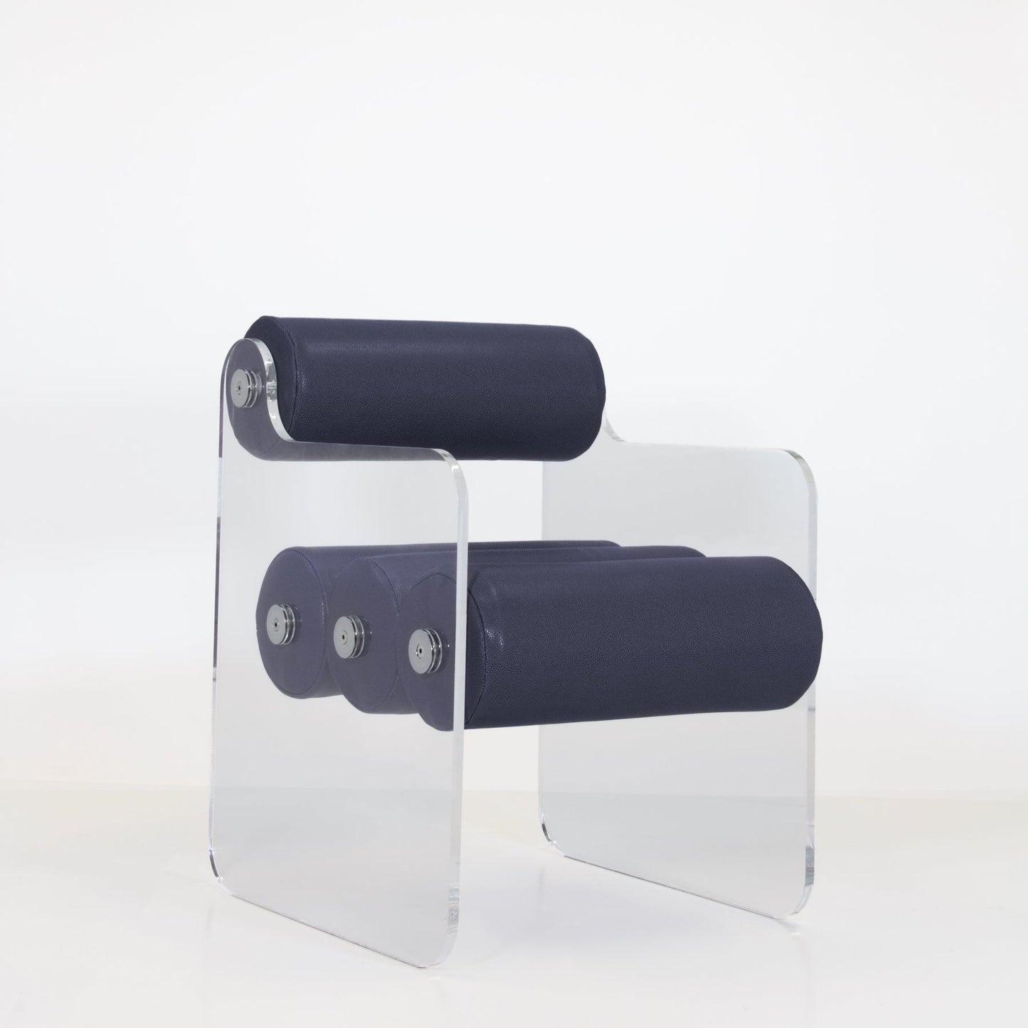 Chaise en altuglas et cuir végan MW04 - KUUMO DESIGN - La Maison MilanaiseMW04CHAISECUIR - 3Cuir AnthraciteTransparent