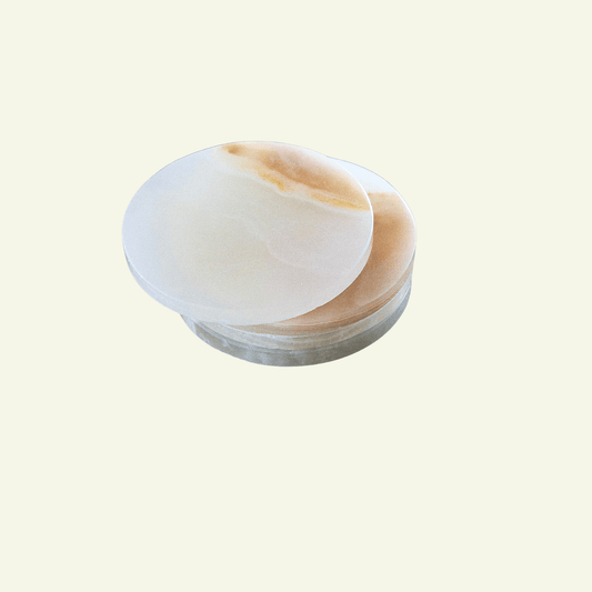 Dessous de verre rond en onyx blanc - MANIFESTE - La Maison MilanaiseDESSOUSVERRERONDONYXBLANC