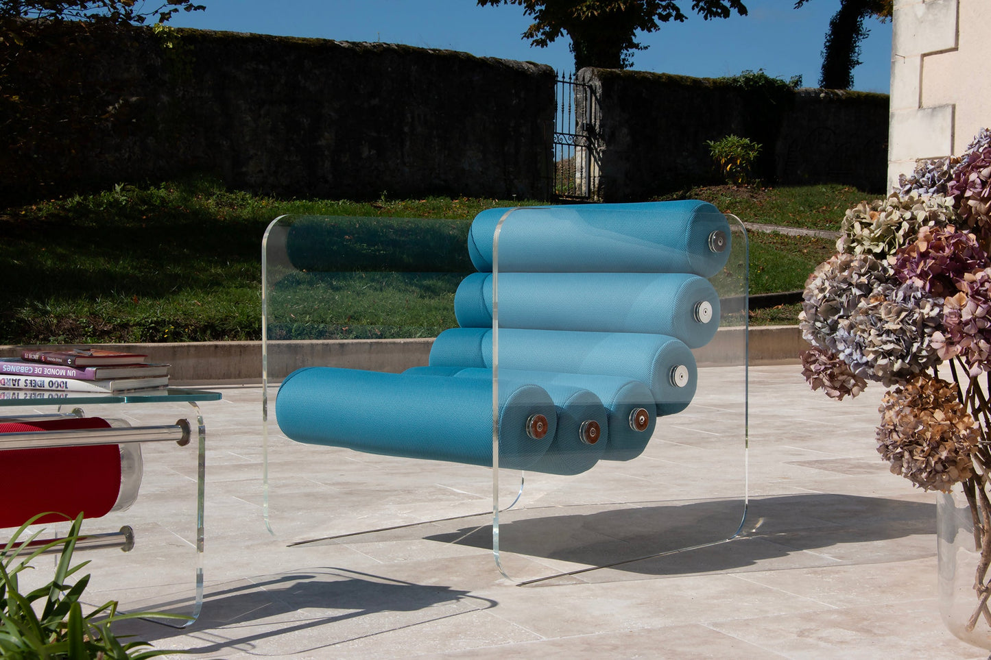 Fauteuil en altuglas et assise runner tissus alvéolaire MW02 - KUUMO DESIGN - La Maison MilanaiseMW02APC - 31Bleu ClairTransparent