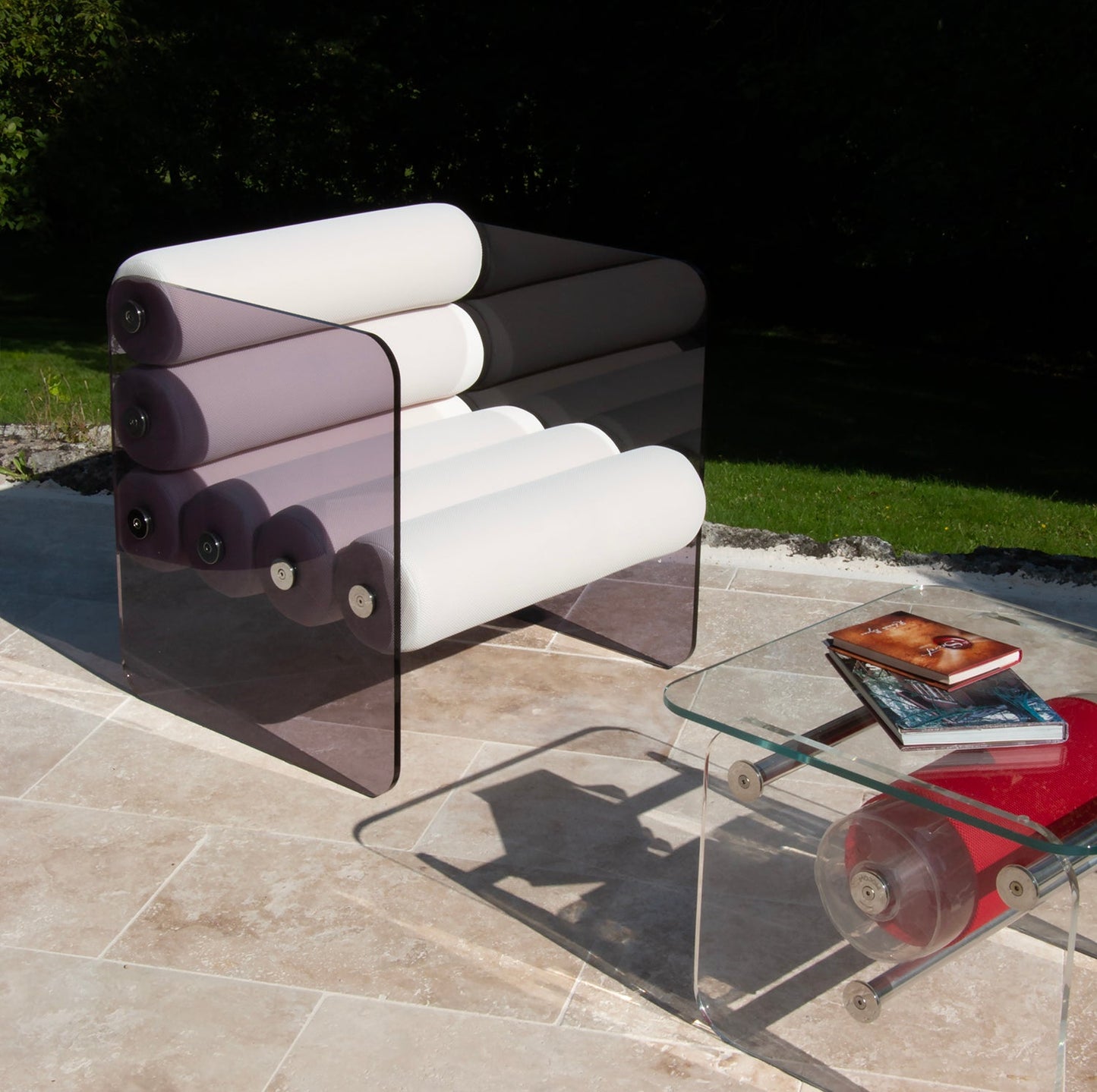 Fauteuil en altuglas et boudin en mousse alvéolaire MW01 - KUUMO DESIGN - La Maison MilanaiseMW01KUUMO - 3Blanc