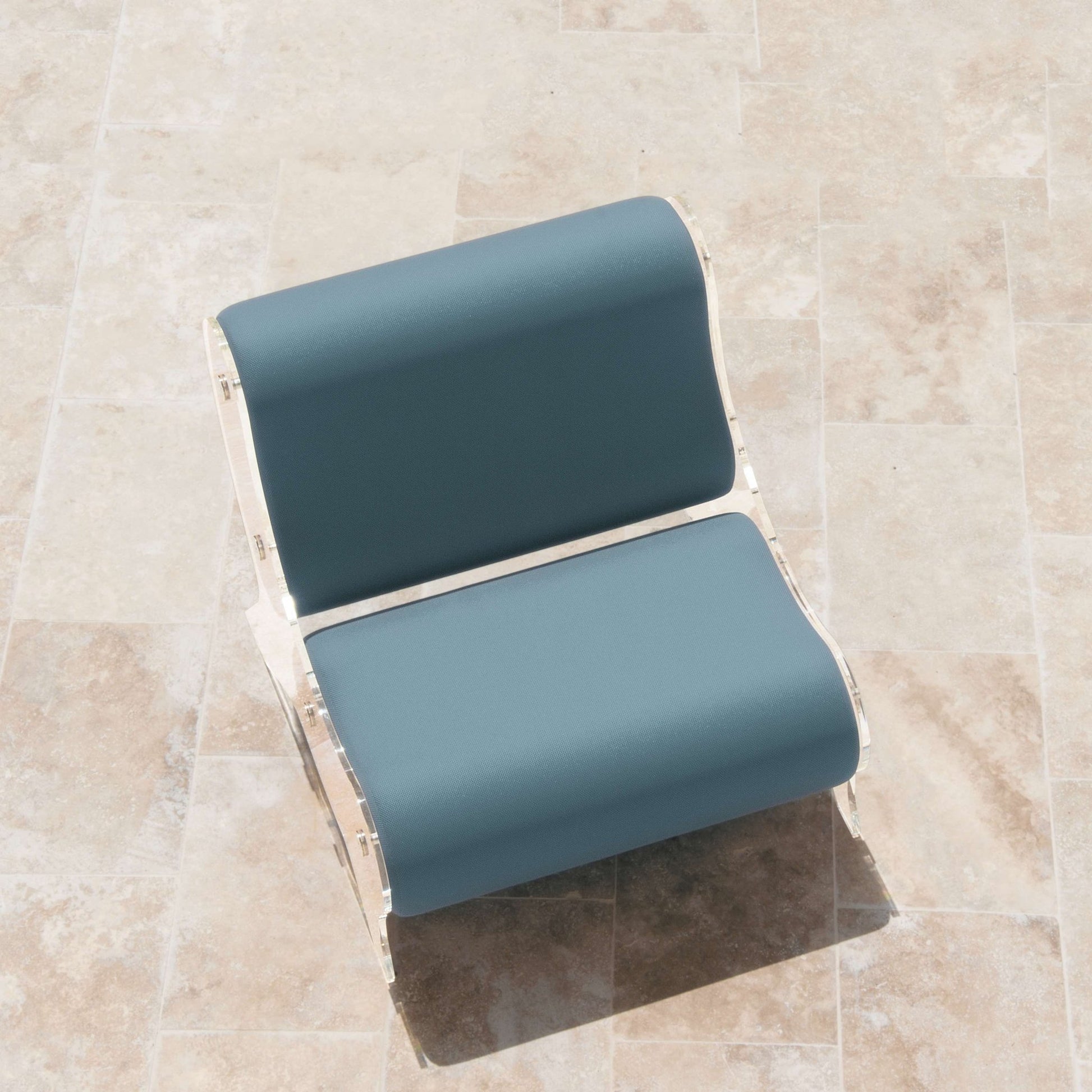 Fauteuil en altuglas et mousse alvéolaire - KUUMO DESIGN - La Maison MilanaiseMW06 - SP - 3Bleu Clair