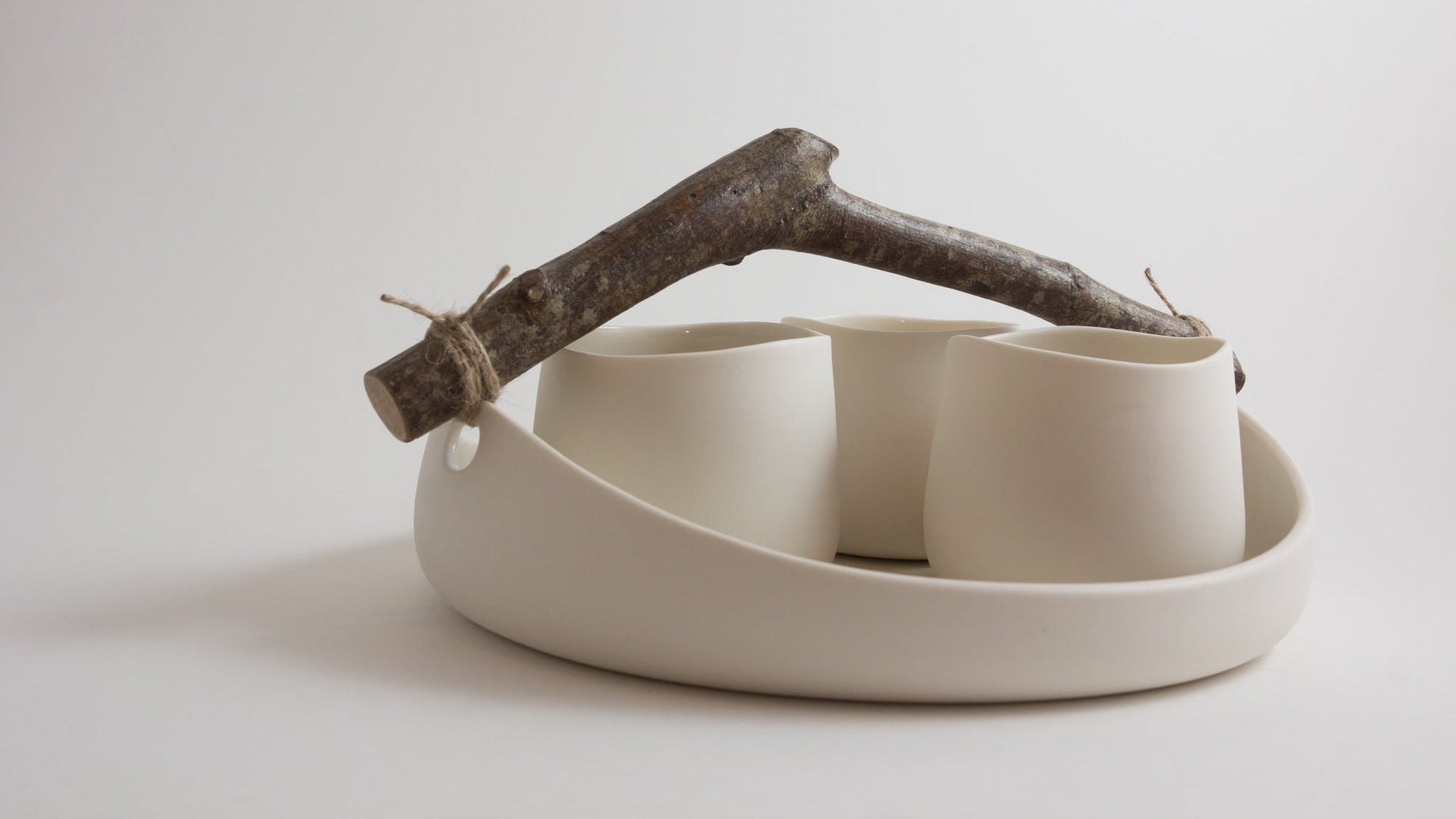 Gobelets en porcelaine blanche lisse - L'ATELIER BERANGERE CERAMIQUE - La Maison MilanaiseBN172