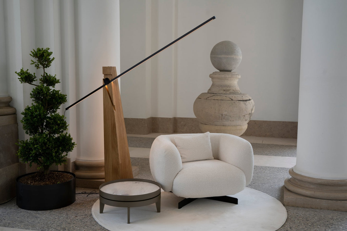 Lampadaire en noyer Astolfo - LUMEN CENTER - La Maison MilanaiseAST11LN