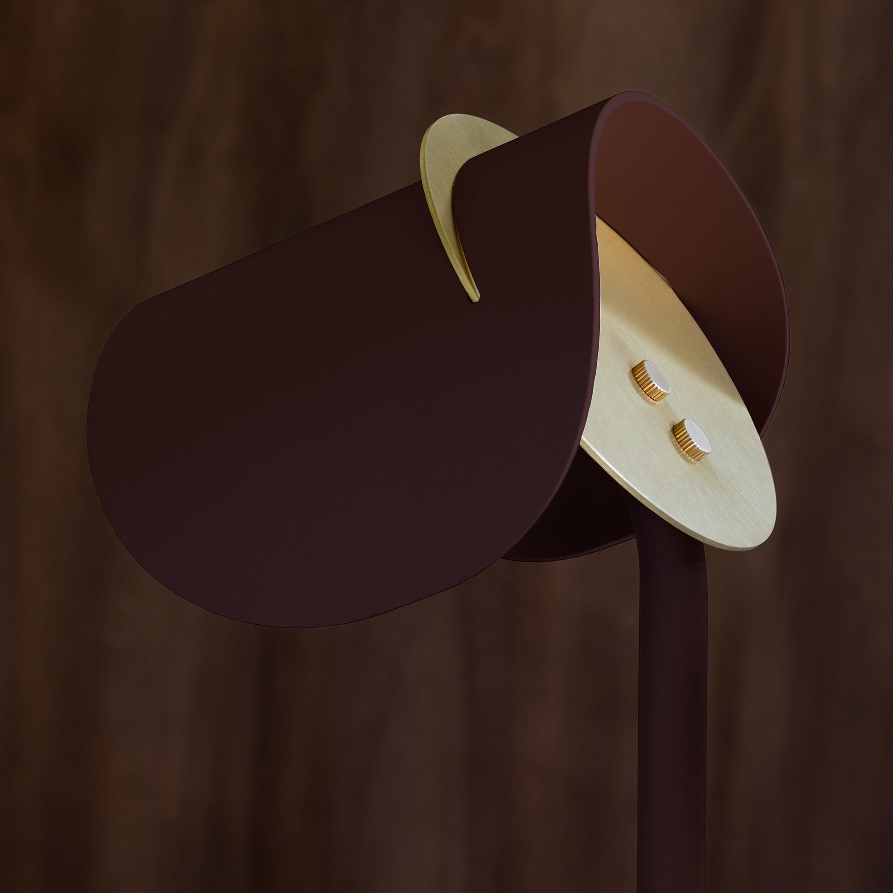 Lampe à poser Artisanat français & matériaux recyclés Pistil - JURIE & JARRE - La Maison MilanaisePILA06FONOBlanc AlbâtreChêne foncé recycléNoir