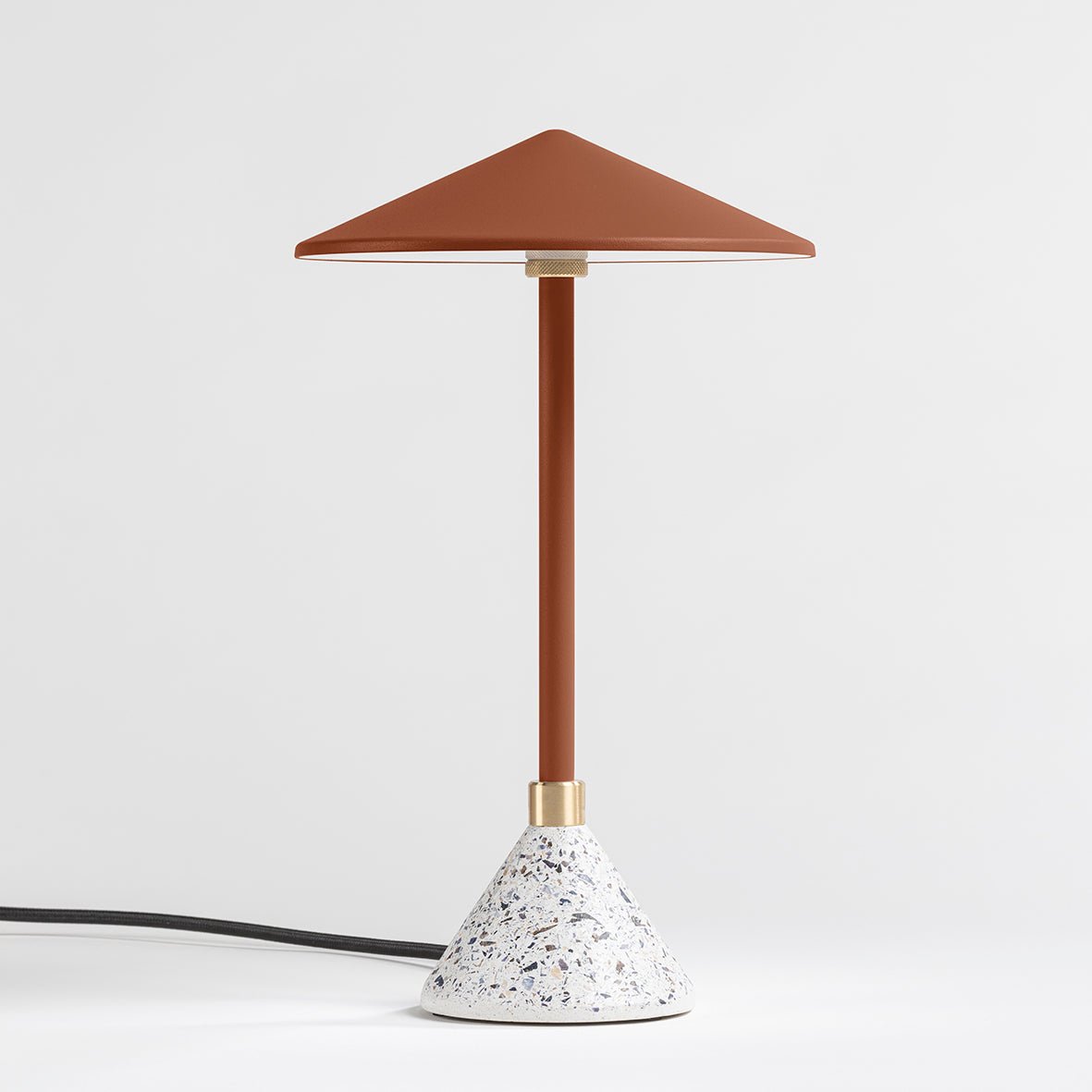 Lampe à poser Design artisanal & écoresponsable Aurore - JURIE & JARRE - La Maison MilanaiseAULA04MENOOrange Terre CuiteMELO - coquilles de moules recycléesNoir