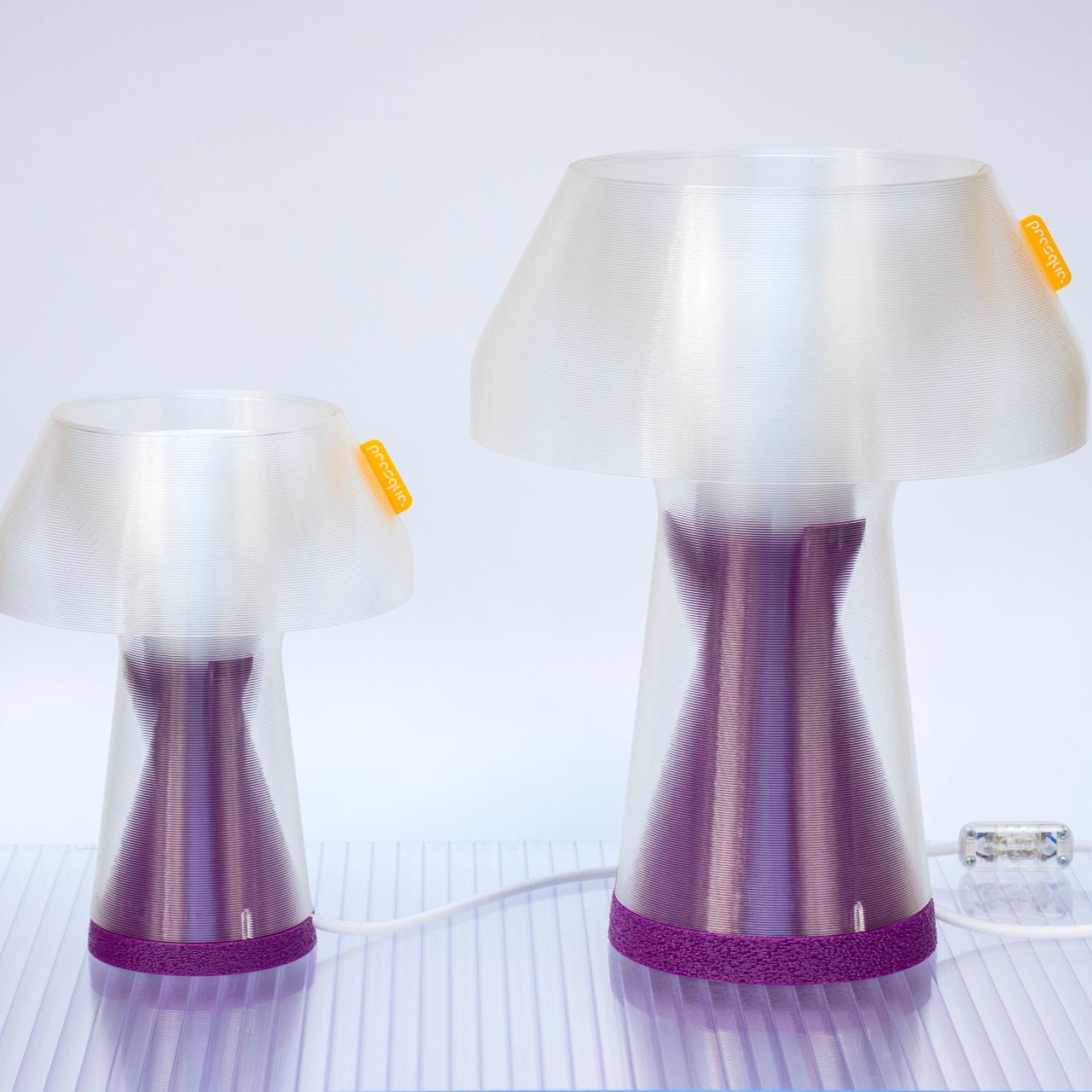 Lampe à poser en bioplastique violet et blanc Originale.gcode - PRESQUE STUDIO - La Maison MilanaiseBlanc ChaudBIG