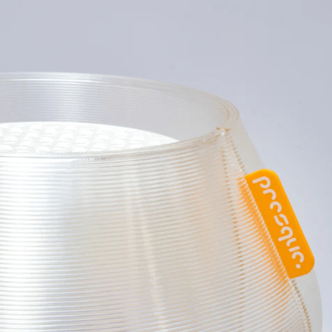 Lampe à poser en bioplastique violet et blanc Originale.gcode - PRESQUE STUDIO - La Maison Milanaiseoriginalgcodeviolet - 1Blanc ChaudOriginale Ø21cmxH27cm