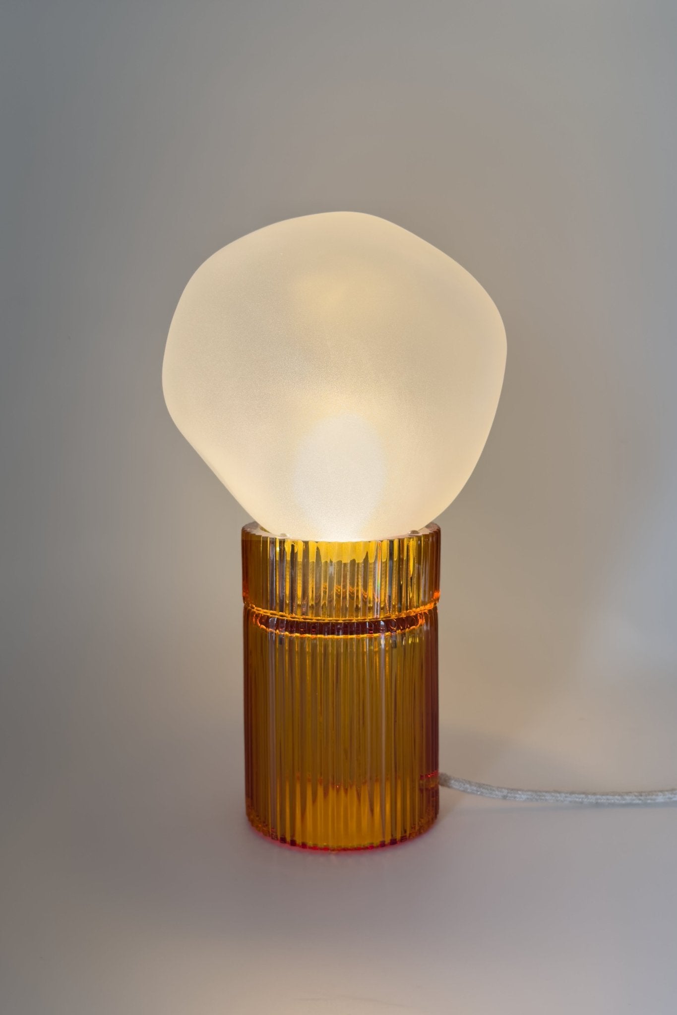 Lampe Nina Nuvelo en cristal soufflé à la main - STUDIO BOJOLA - La Maison MilanaiseNINAN - 4Ambre et Rose