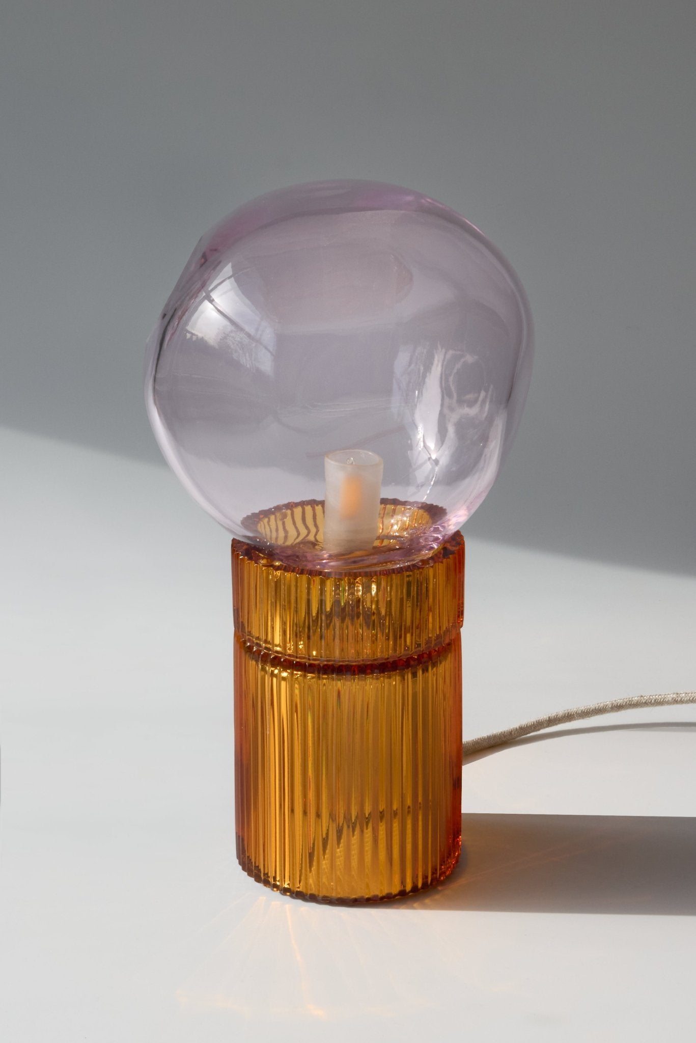 Lampe Nina Nuvelo en cristal soufflé à la main - STUDIO BOJOLA - La Maison MilanaiseNINAN - 4Ambre et Rose
