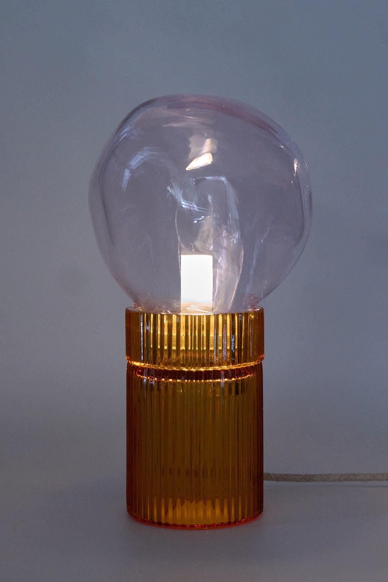 Lampe Nina Nuvelo en cristal soufflé à la main - STUDIO BOJOLA - La Maison MilanaiseNINAN - 4Ambre et Rose