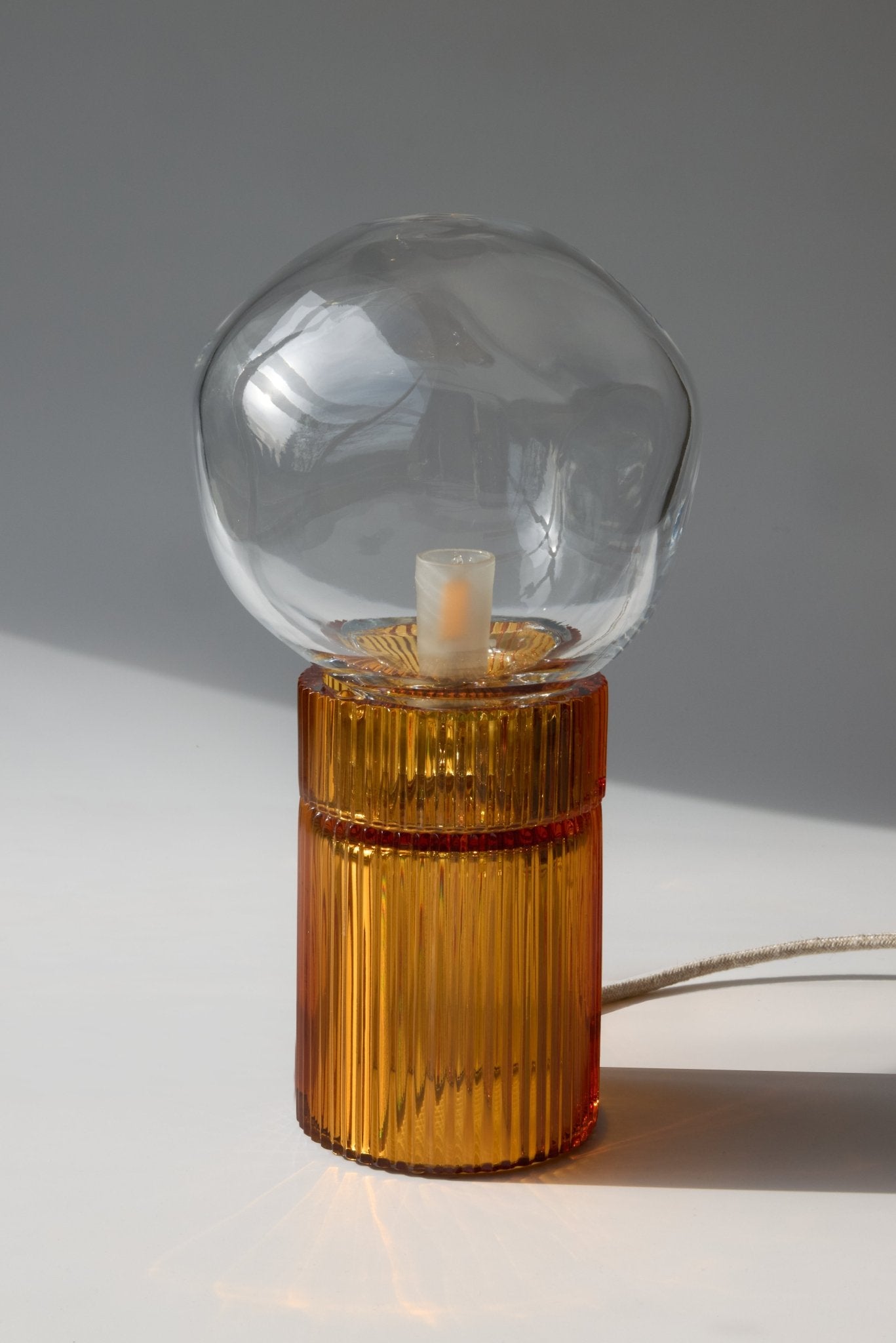 Lampe Nina Nuvelo en cristal soufflé à la main - STUDIO BOJOLA - La Maison MilanaiseNINAN - 4Ambre et Rose