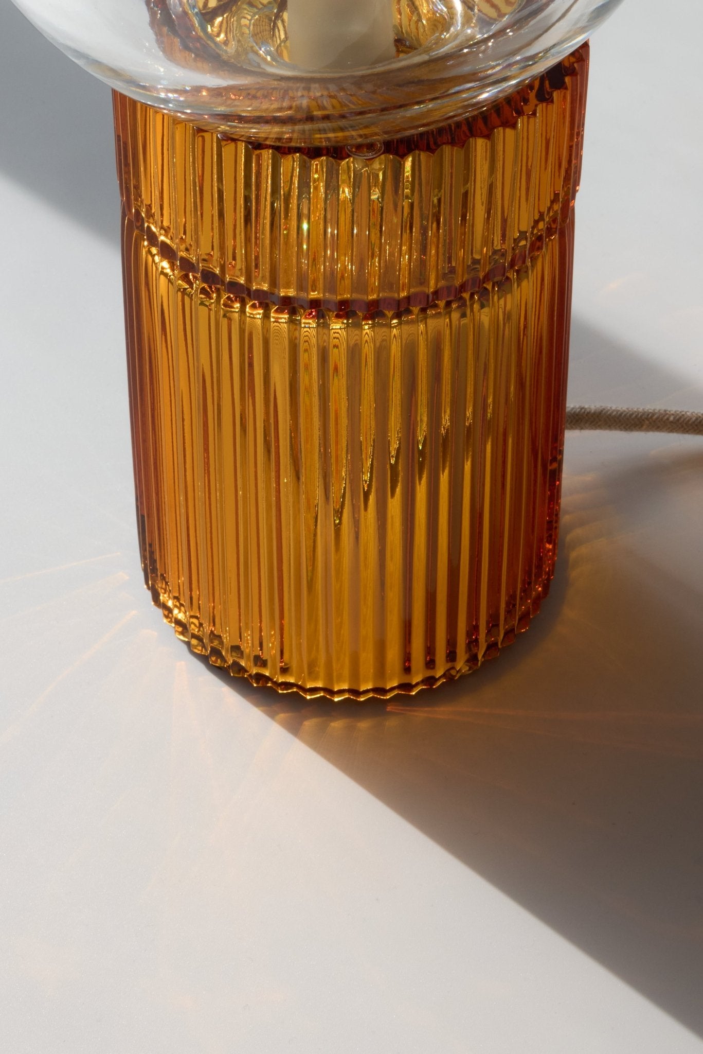 Lampe Nina Nuvelo en cristal soufflé à la main - STUDIO BOJOLA - La Maison MilanaiseNINAN - 4Ambre et Rose