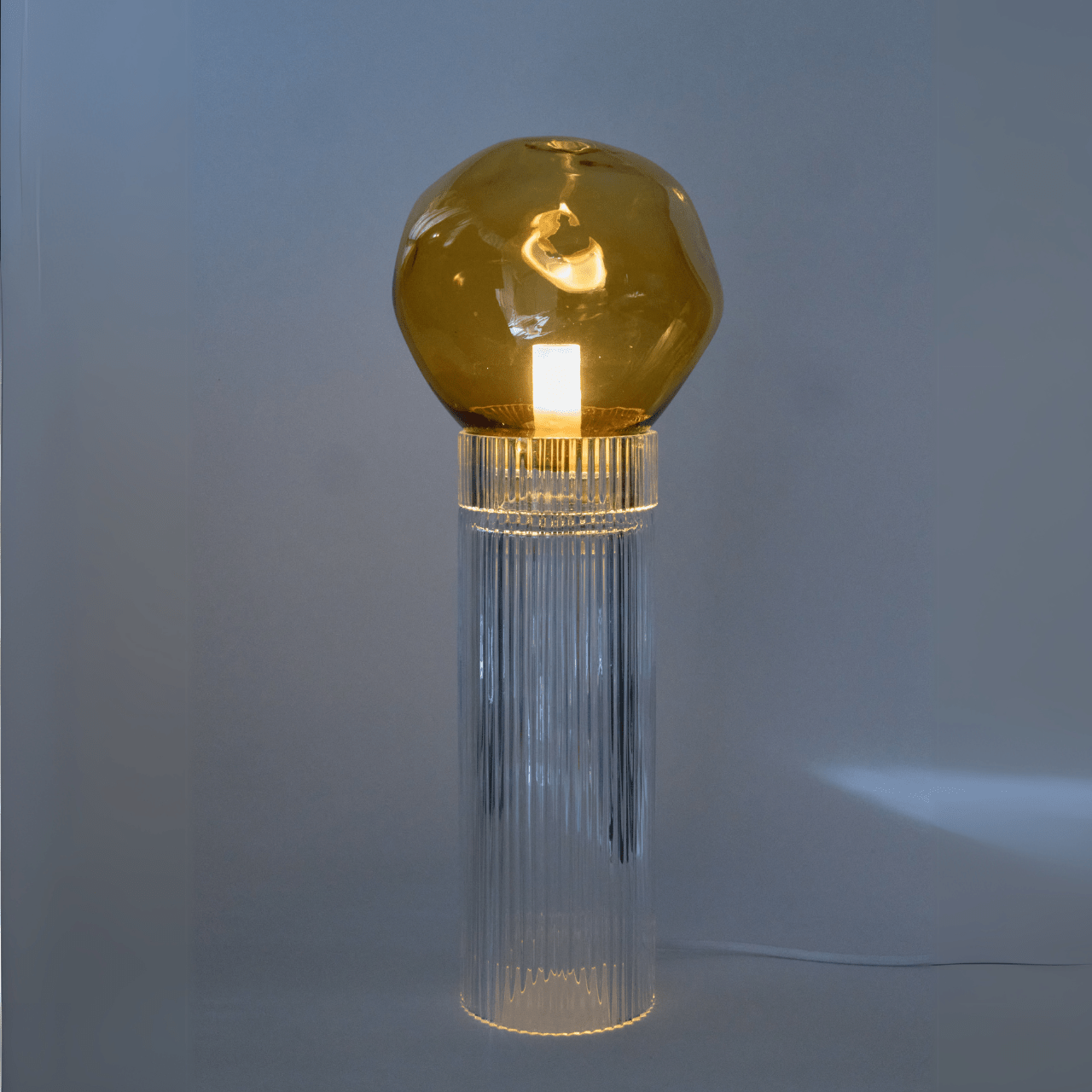Lampe Onna Nuvola en cristal soufflé et gravé à la main - STUDIO BOJOLA - La Maison MilanaiseONNANUVOLABlanc