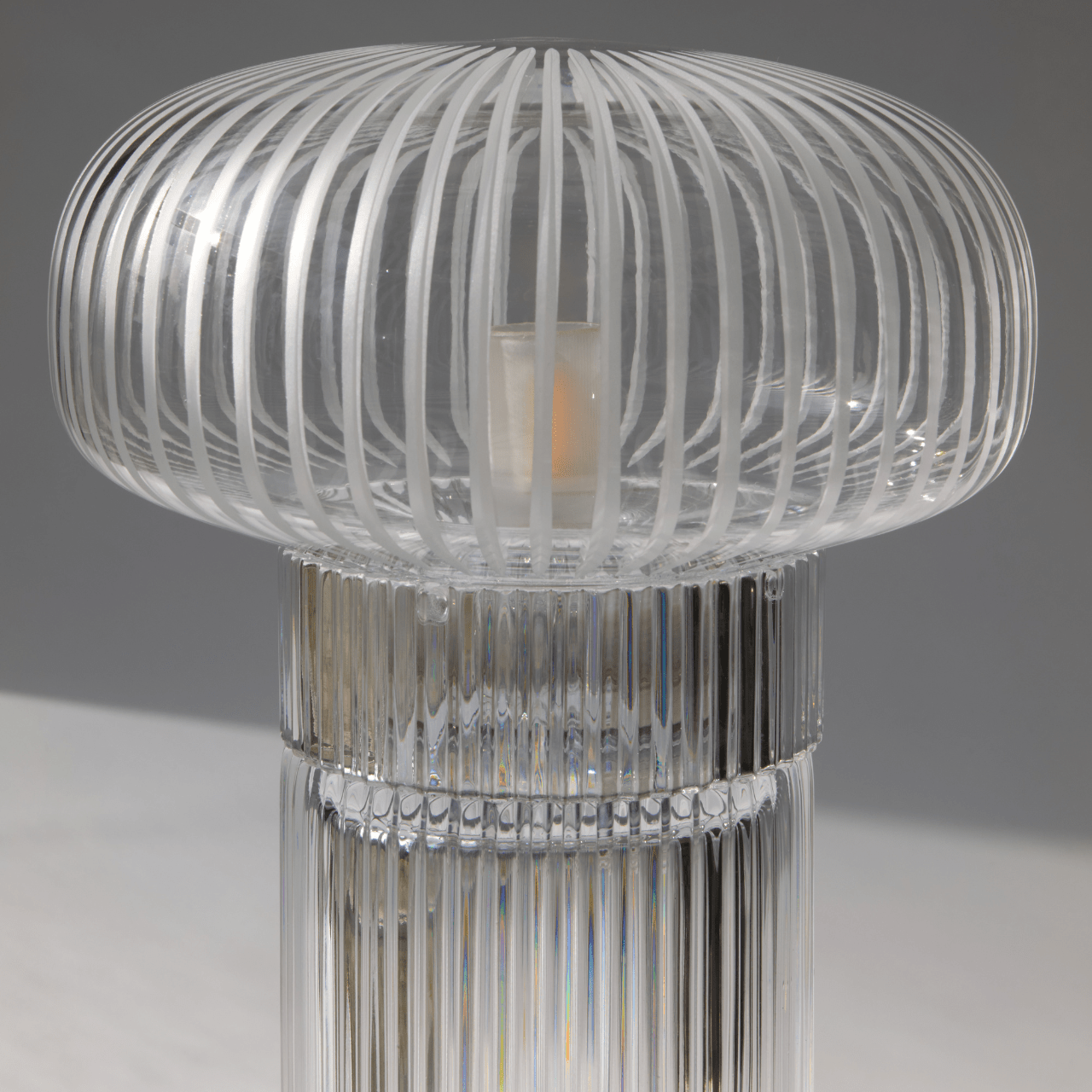 Lampe Onna Piccolo Design sculptural en cristal soufflé - STUDIO BOJOLA - La Maison MilanaiseONNAP