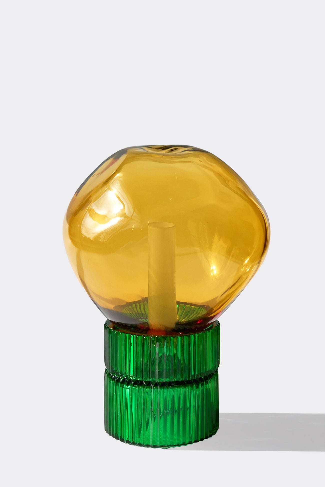 Lampe Tello en cristal soufflé et gravé à la main - STUDIO BOJOLA - La Maison MilanaiseTELLON - 8Vert et Ambre