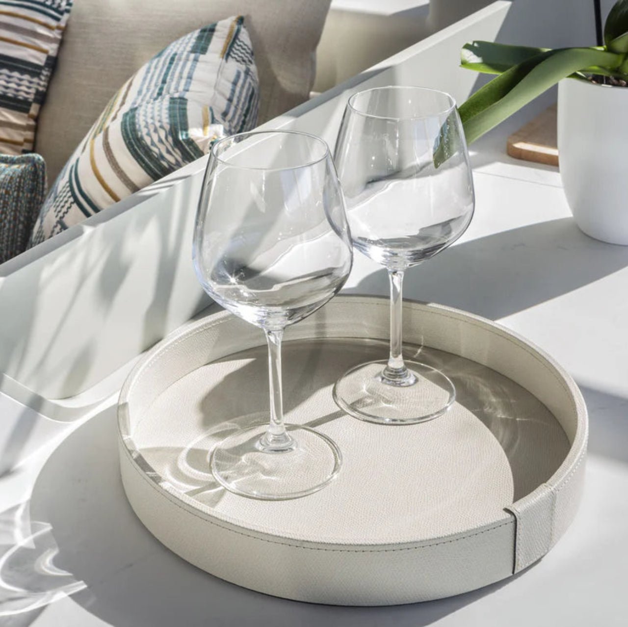 Plateau rond Gea en cuir - PINETTI - La Maison Milanaise00.0110Ø30cmCrème grainé