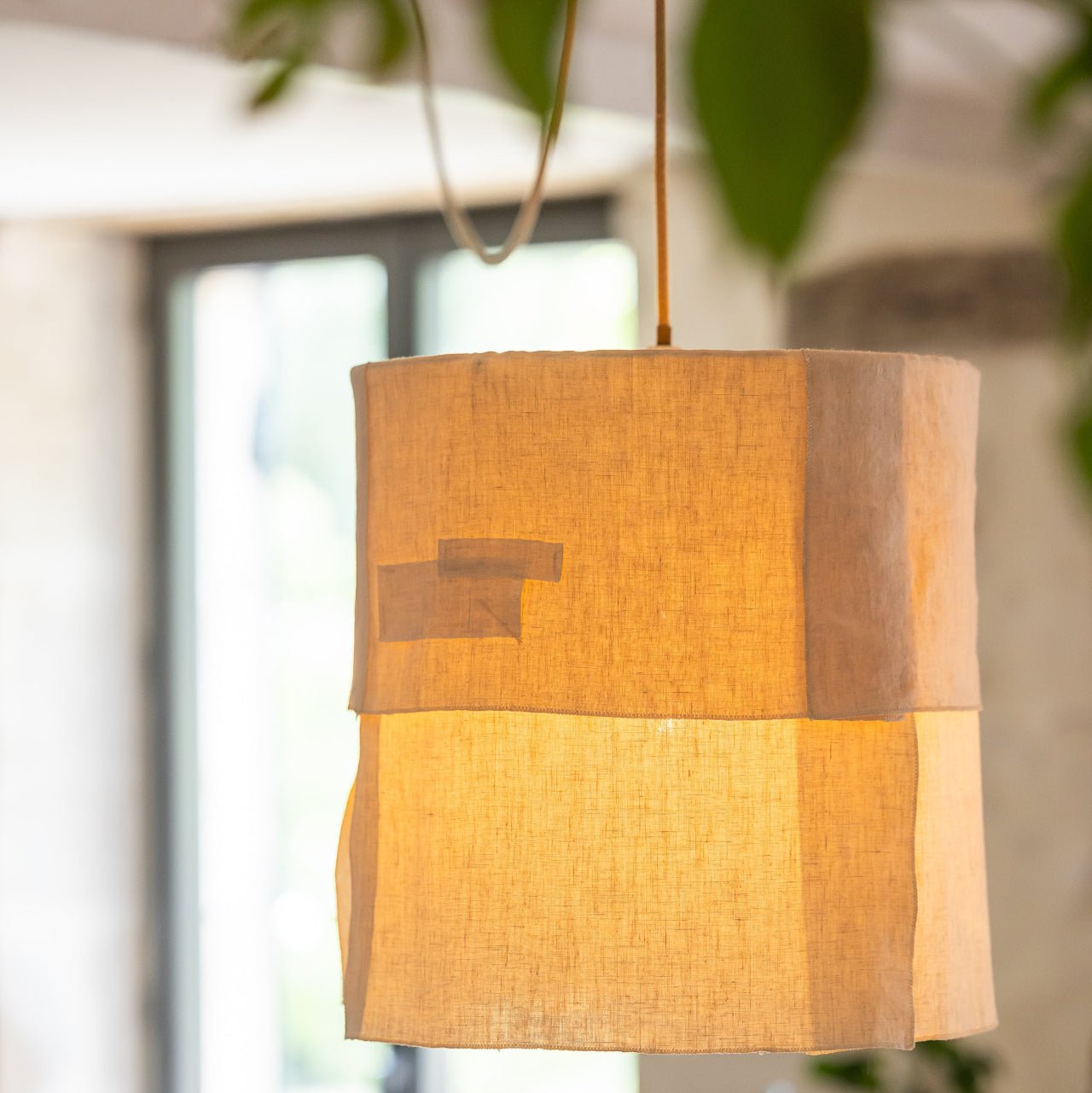 Suspension Ø36cm APLASME – Lin naturel et chanvre upcyclé - STUDIO ECHO - La Maison MilanaiseSUSPAPLASMEØ36B4 pans1Sans câble