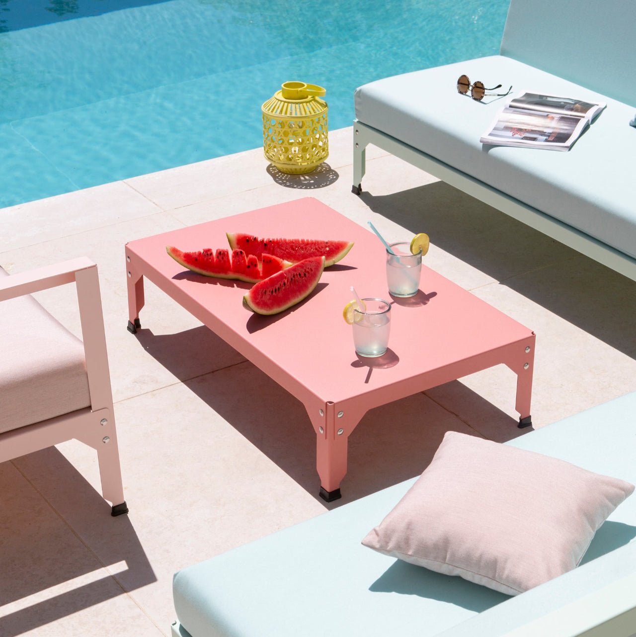 Table basse rectangulaire 121x79 cmDesign modulable en acier galvanisé Hegoa - MATIERE GRISE - La Maison MilanaiseTABLEBASSEHEGOA121KK1Champagne 23135cm