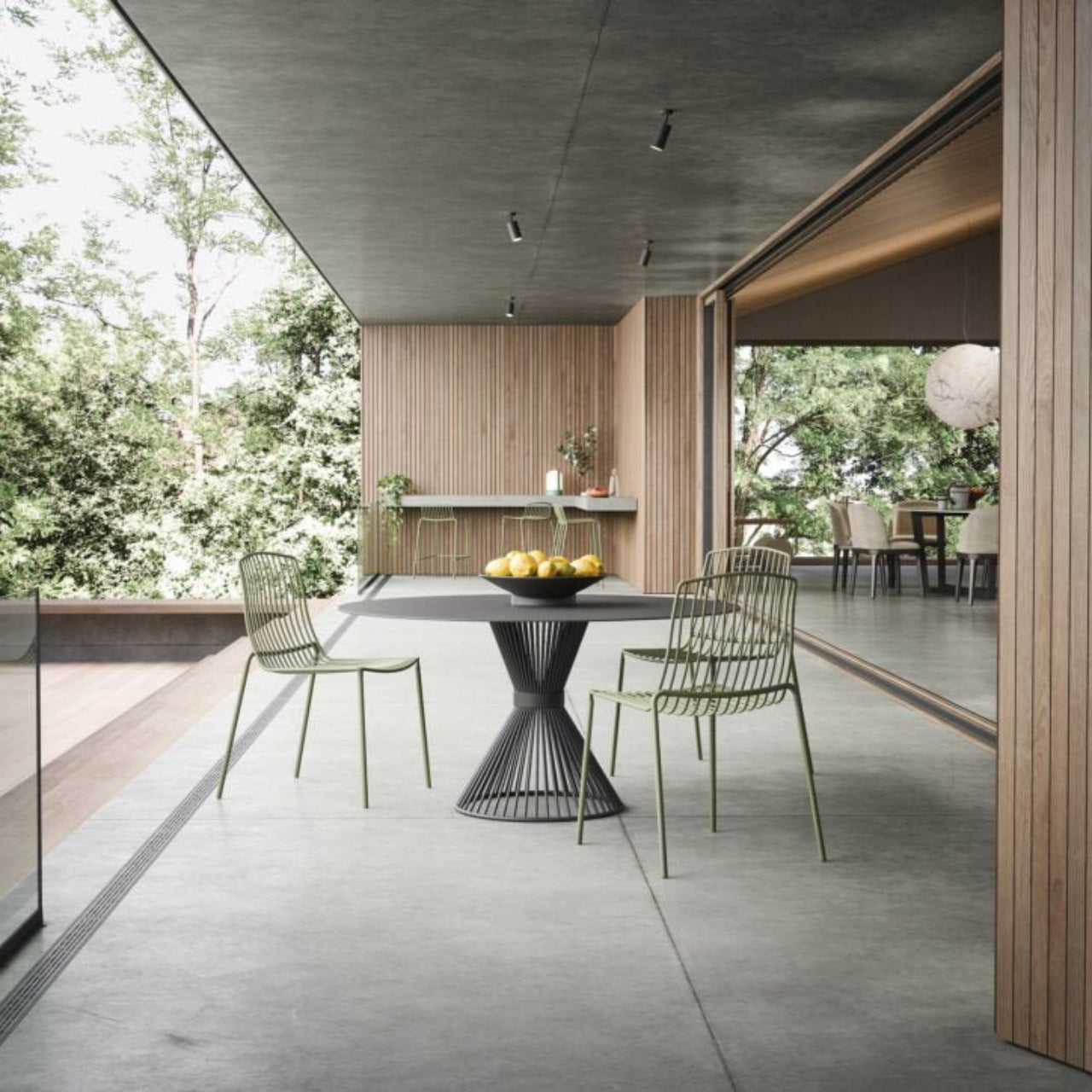 Table ronde BAOBAB extérieure – Design italien & couleurs audacieuses – IMPERIAL LINE - La Maison MilanaiseBAOBABEXT4NoirØ120cm
