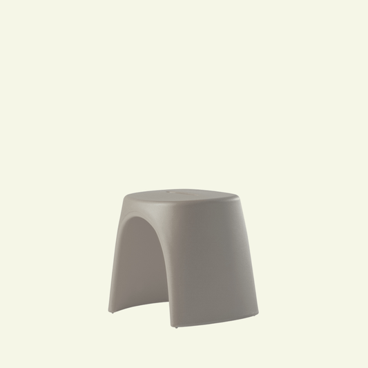 Tabouret empilable Amélie Sgabello – Design par Italo Pertichini - SLIDE - La Maison MilanaiseAMELIESGABELLO1Gris colombe