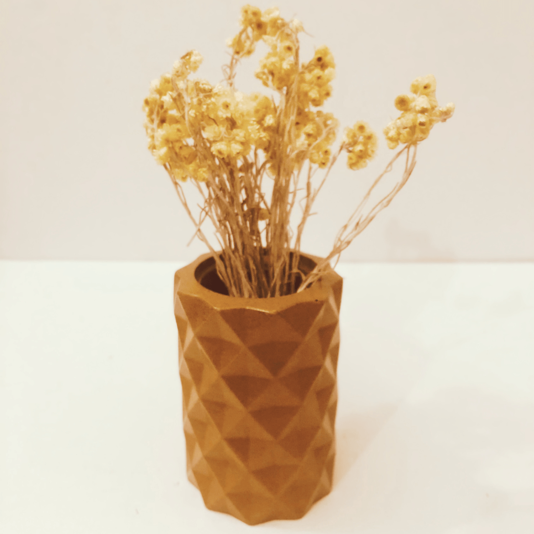 Vase en résine végétale artisanale no.8 - L'ÉCO MAISON DÉCORATION - La Maison MilanaiseLEMD202508