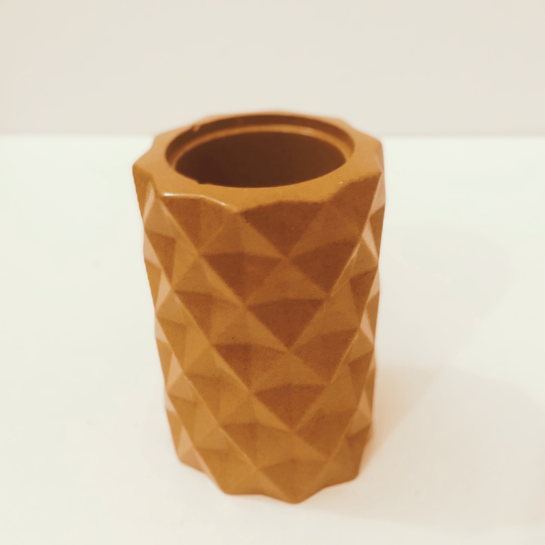 Vase en résine végétale artisanale no.8 - L'ÉCO MAISON DÉCORATION - La Maison MilanaiseLEMD202508