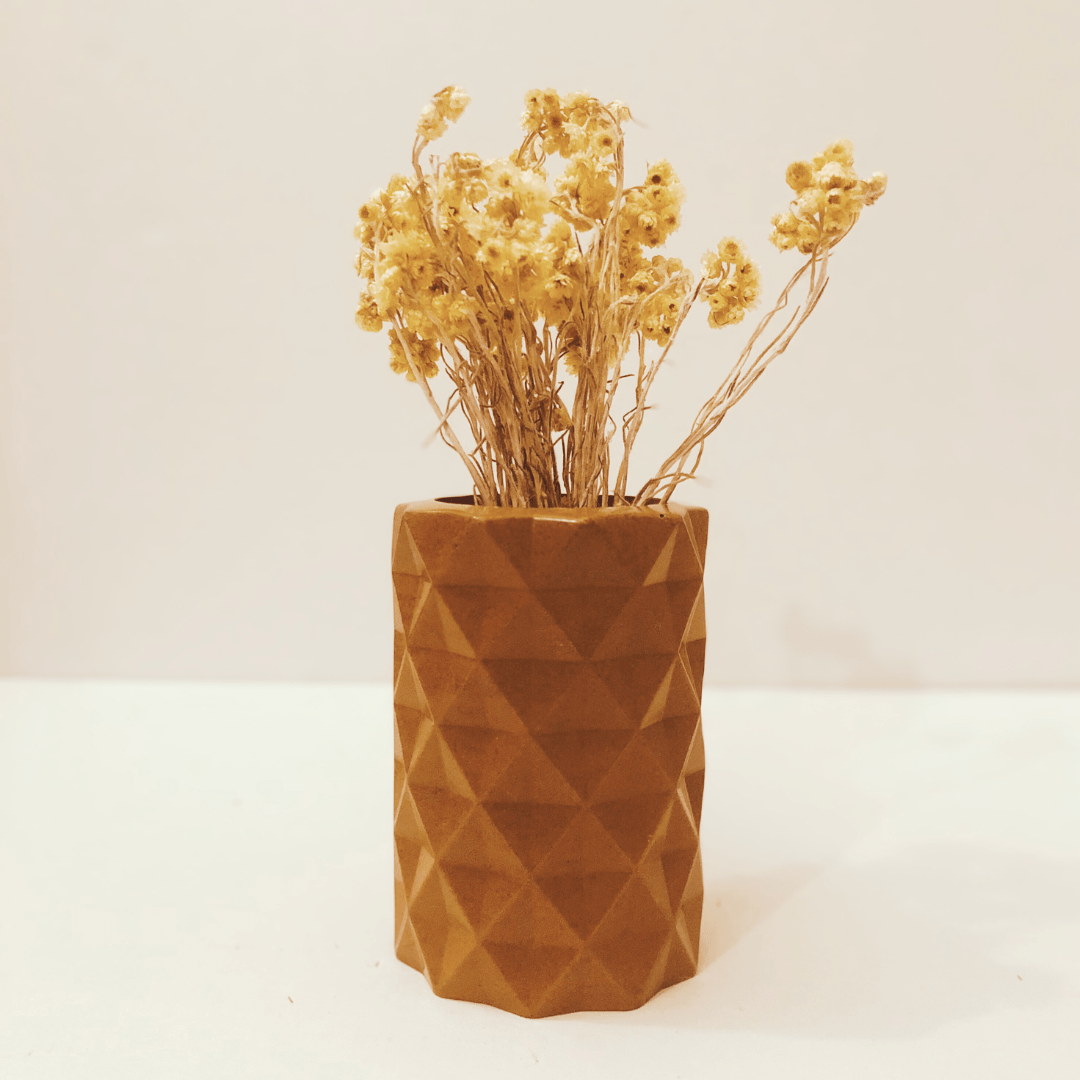 Vase en résine végétale artisanale no.8 - L'ÉCO MAISON DÉCORATION - La Maison MilanaiseLEMD202508